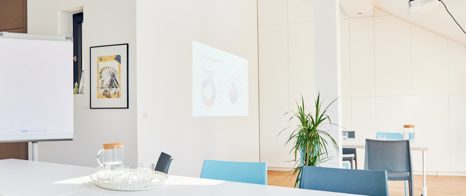 COMING HOoomm Zirkus